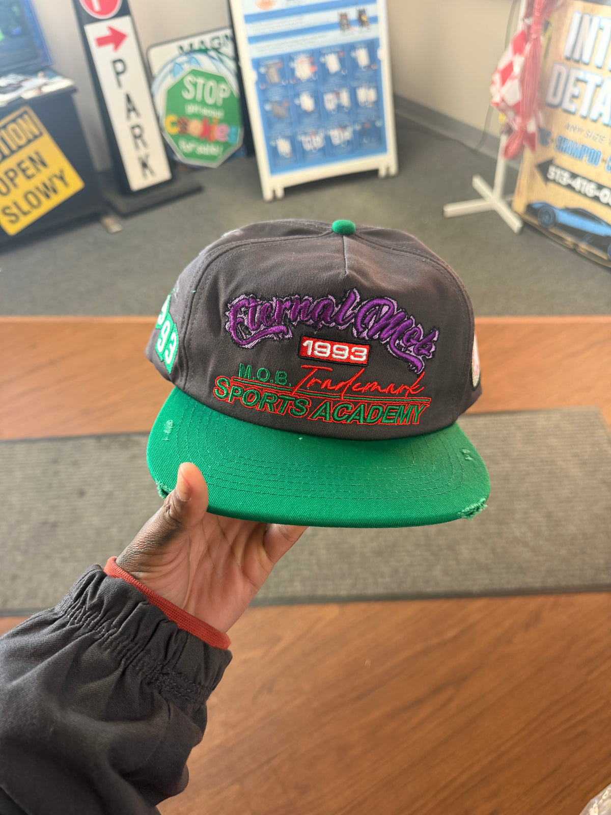 Joker Hat ( Factory Flaw )